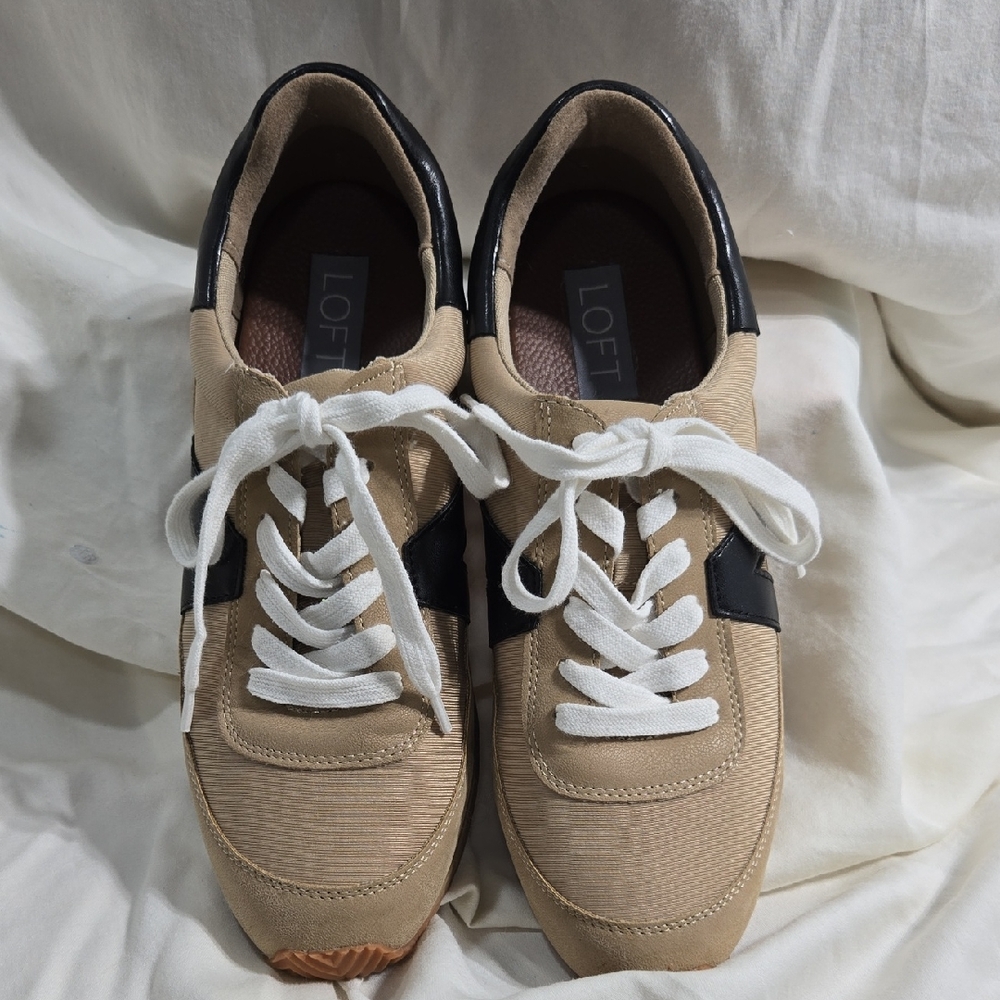 LOFT Tan and Black Sneakers